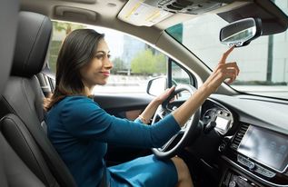 通用汽車合作企業(yè)號(hào)租車公司 明年供應(yīng)網(wǎng)聯(lián)汽車