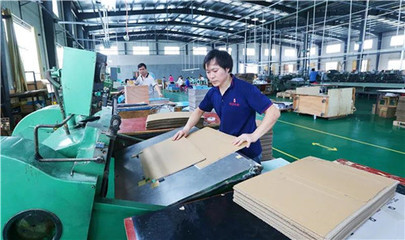 九江經開區全力幫扶項目建設和企業發展(組圖)